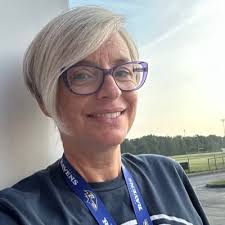 Jennifer Waselewski (@jwaselew)