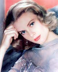 Her talent and persona influenced the great motion picture director alfred. Grace Kelly 5 Things You Didn T Know Vogue