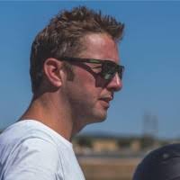 2100+ profils pour “Thomás”