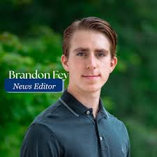 Cheers to Cheerleading: A Conversation with the Captains ✍️ Zach Brooks,  Magazine Editor 📸 Gettysburg College Athletics Bullet cheerleaders chant,  dance, and stunt trackside during football games. Leading the squad are  co-captains