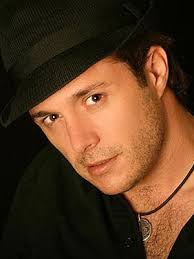 Alan Ledesma's Instagram, Twitter & Facebook