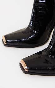 Jolies bottines noires vernies neuves, jamais portées marque miss. Bottines Vernies Noires A Bout Metallique Et Talon Bloc Prettylittlething Fr
