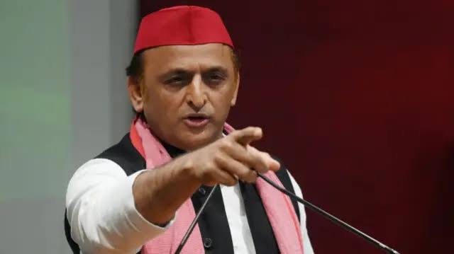 मिल्कीपुर उपचुनाव: अखिलेश यादव ने बीजेपी पर लगाए धांधली के आरोप - BBC News हिंदी
