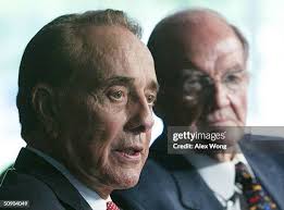 U.S. Army veterans Melvin McCallum and Casimier Sochocki of Indiana... News  Photo