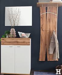 Die Garderrobenmobel Der Reihe Garda Zeigen Klare Linien Und Beeindrucken Durch Dezente Nature Elemente Meinhoffi Wohnung Mobel Online Kaufen Wohn Design