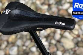 Hier können sehnen und muskeln um das kniegelenk herum aufgebaut werden, ohne das zu starke belastungen eintreten. Knieschmerzen Beim Radfahren Ursachen Und Losungen