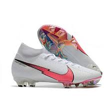 Nike är utan tvekan bland de största i fotbollsvärlden. Fotbollsskor Nike Mercurial Superfly Vii Elite Fg Acc Vit Rosa