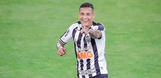 In the current season for atletico mg guilherme arana gave a total of 36 shots, of which 14 were shots on goal. Atletico Mg Guilherme Arana Explica Diferenca Entre Trabalhos De Tite E Sampaoli