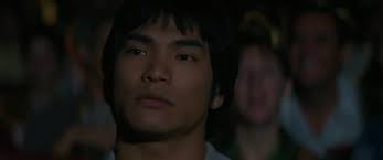 A sárkány közbelép 1973 teljes film online magyarul a történet középpontjában bruce lee áll, akit a harcművészetek szakértőjeként felkérnek arra, hogy épüljön be egy kábítószerkereskedő hálózatba. A Sarkany Bruce Lee Elete Dragon The Bruce Lee Story Cd1 Reklam Mentes Indavideo Hu