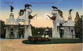 Normalerweise fahren pro tag 31 züge von berlin zoologischer garten nach hamburg hbf. The Entrance To Hagenbeck S Tierpark Or Zoo In Hamburg Postcard Collection Postcard Zoological Garden