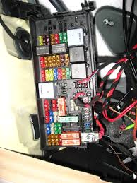 Doesn,t want people changiong fuses. 2006 Mercedes Ml350 Fuse Box Diagram Motogurumag