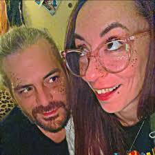 Amanda Sickles's Instagram, Twitter & Facebook