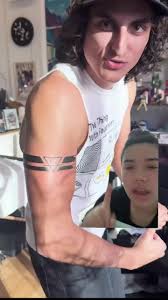 good tattoos make my knees buckle daniel what have you DONE #greenscreen  #gretavanfleet #gvf #gvftok #dannywagner #dannywagneredit #gvfedit