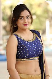 Telugu anchor shyamala hot hip navel in pink saree at movie audio launch. Pin On Sadik