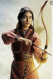 Senaryo gereği rolü son bulan oyuncu, tatil planları yapıyor. Dirilis Ertugrul Aykiz Woman Archer Women Turkish Women Beautiful