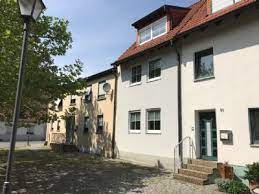 Die immobilien reichen hinsichtlich ihrer wohnfläche von 71 bis 260 m². Stadthaus Rb Unterfranken Stadthauser Mieten Kaufen