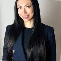 Andrea Hoffmeier's Instagram, Twitter & Facebook