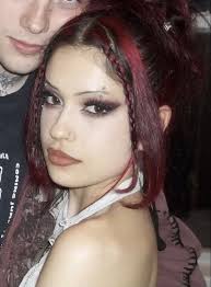 Mia Blum (mblum53214)