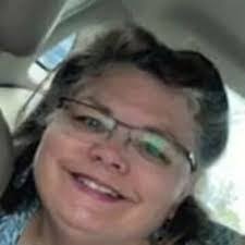 Tara Lorenz's Instagram, Twitter & Facebook