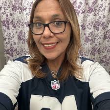 Any food stores open in 78233 area?