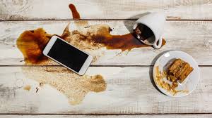 Einen kaffeefleck vom teppich zu entfernen ist handarbeit. Kaffeeflecken Entfernen Die Besten Hausmittel Tipps Gala De