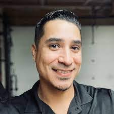 Carlos Pasillas's Instagram, Twitter & Facebook