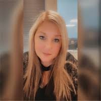 Kerry Horner's Instagram, Twitter & Facebook