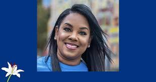 India Wright's Instagram, Twitter & Facebook