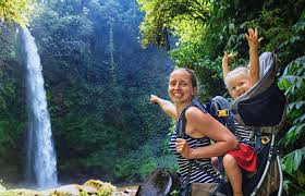 Bring a picnic lunch and also lots of fun things for kids to do together. The 10 Best Waterfall Hikes Near Nashville Nashville Fun And Things To Do For Parents And Kids