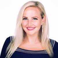 Kate Balog's Instagram, Twitter & Facebook