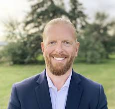 Meet the candidate: Chris Warren