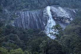 Peruntukan penginapan boleh didapati di taman negara lambir hills, tetapi ia sepenuhnya tertakluk kepada ketersediaan. Malaysia Die Schonsten Nationalparks