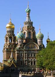 Gut zu wissen, dass ein großteil der architektonisch und historisch höchst bedeutsamen kirchen in sankt petersburg den atheismus des sowjetsystems relativ. Kirchen In St Petersburg Petersburger Info