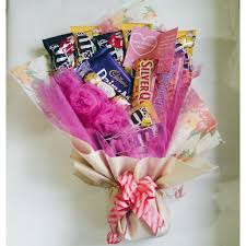 Kami menawarkan coklat dan praline untuk semua majlis dan penghantaran cepat. Mirza Simply Craft Coklat Bouquet Murah