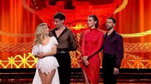 Bailando con las estrellas' desvela a sus cuatro finalistas: una gala llena de tensión, reproches y dos emotivas despedidas - Infobae