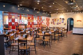 Pizza Inn Store in Paducah, Kentucky, Has a New Look as the Chain Freshens  Up Nationwide