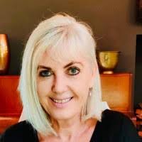 4200+ "Desiree :)" profiles