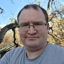 If you've watched all episodes of LOWER DECKS then you've heard these 35  guest voices as listed below: □S1 E1 SECOND CONTACT 1○Phil Lamarr