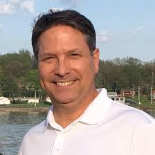 Martha Ries's Instagram, Twitter & Facebook