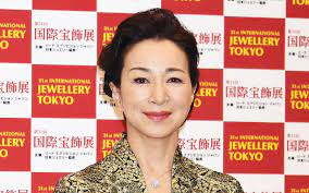 3ページ目)〈#ちむどんどん反省会 が話題に〉原田美枝子63歳が撮影の合間に“ちむどんどん”している意外な習い事とは | 文春オンライン