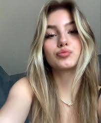 Annie Mai's Instagram, Twitter & Facebook