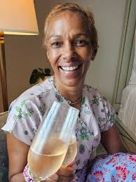 Burgers from @fatcatburgersclt rating is 🛸🛸🛸3 out of 3 UFOs. This was  Fran's take