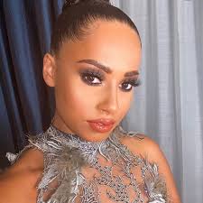 Living for this glam @amberrosegill