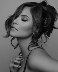 Stephanie Quiles's Instagram, Twitter & Facebook