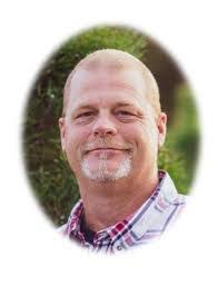 Randy Easter's Instagram, Twitter & Facebook