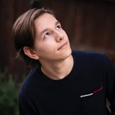 Stream Harrison Kraft music