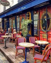 Le Procope Le Plus Ancien Cafe De Paris Fonde En 1686 Paris Coffee Shop Parisian Cafe Paris Bars