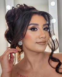 Alejandra Lomeli Maquillista Profesional