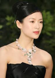 Using wads of a woman's own hair, pulled from her hair brush, was a way to add volume and padding to her hair arrangements. 50 Trendy And Easy Asian Girls Hairstyles To Try