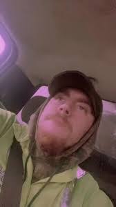 Austin Varosky's Instagram, Twitter & Facebook